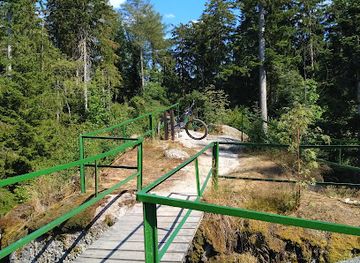 germany/fichtel-mountains/attraction/hugel-cliffs