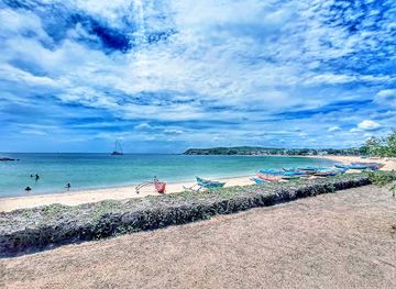 sri-lanka/trincomalee-district/attraction/dutch-bay-beach