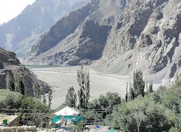 pakistan/ladakh/attraction/thang-village-bharat-india