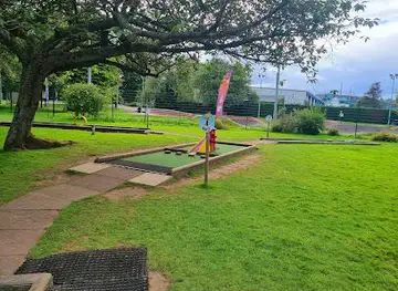 Inverness Crazy Golf