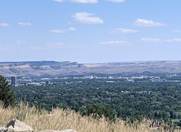montana/billings/attraction/rimrock-view-pullout