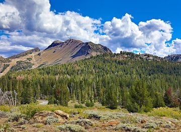california/mammoth-lakes/attraction/minaret-vista