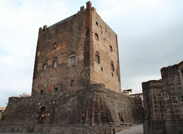 italy/sicily/attraction/adrano-castle