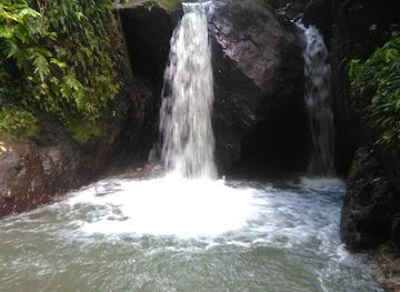 saint-lucia/anse-mamin/attraction/spidermanfalls