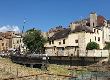 france/dordogne-valley/attraction/cloitre-des-recollets