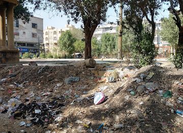 pakistan/karachi/gulshan-e-iqbal/attraction/family-park