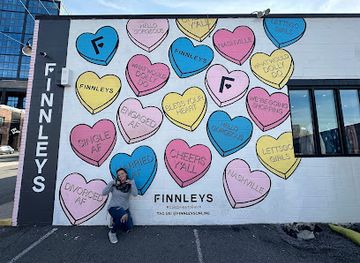 tennessee/nashville-music-row/attraction/candy-hearts-gulch-mural