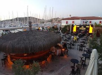 turkiye/cesme/attraction/cesme-marina-yacht-club