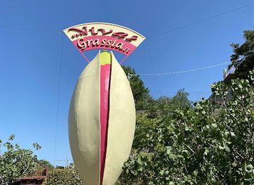 italy/sicily/attraction/giant-pistachio