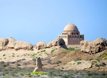 turkmenistan/mary/attraction/soltan-sanjar-mausoleum