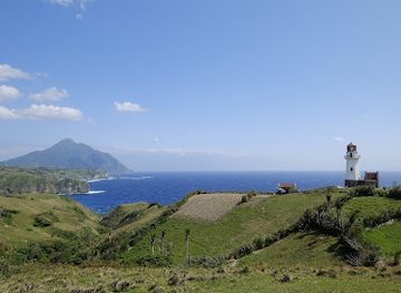 philippines/batanes/attraction/tayid-lighthouse