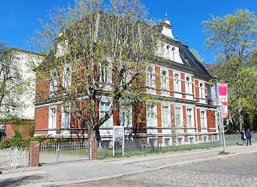 germany/berlin/charlottenburg/attraction/villa-oppenheim-museum-charlottenburg-wilmersdorf