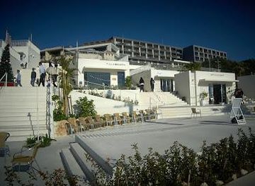 japan/okinawa/attraction/senaga-beach