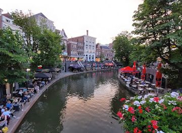 netherlands/utrecht/attraction/the-goose-market