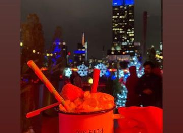 new-jersey/red-bank/attraction/230-fifth-rooftop-bar