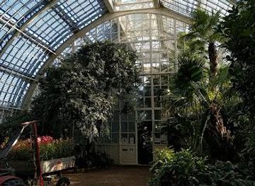 austria/vienna/attraction/grosses-palmenhaus-schonbrunn