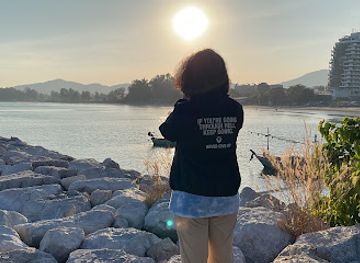 thailand/hua-hin/khao-takiab/attraction/shrimp-squid-banana-boat-tour-service-squid-fishing-fish-dropping