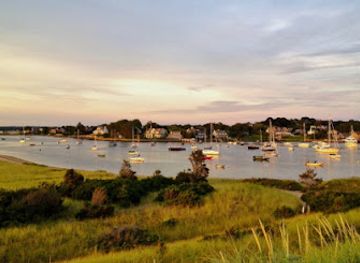 rhode-island/napatree-point-conservation-area/attraction/sail-trim-again