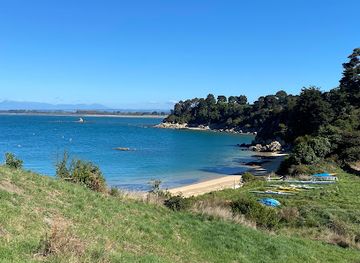 new-zealand/abel-tasman-national-park/attraction/lewes-cove