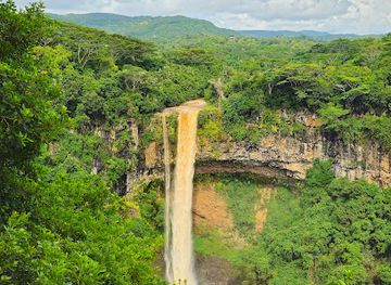 mauritius/le-morne/attraction/chamarel-waterfall-viewpoint