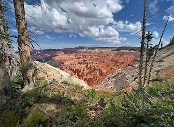utah/dixie-national-forest/attraction/ramparts-trailhead