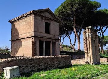 vatican-city/st-peter-s-square/attraction/tombs-of-via-latina