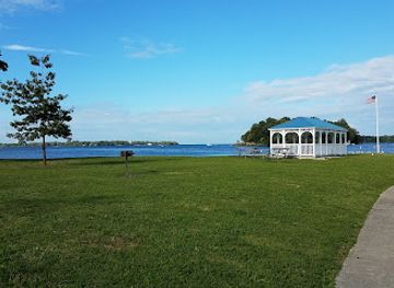 ohio/lake-erie-islands/attraction/oak-point-state-park