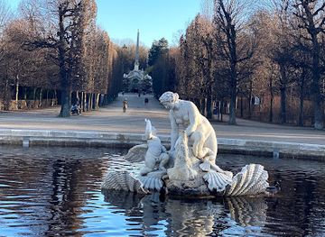 austria/vienna-woods/attraction/najadenbassin