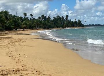 puerto-rico/caguas/attraction/playa-pinones