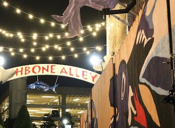 mississippi/gulfport/attraction/fishbone-alley