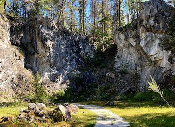 sweden/narke/attraction/kalkbro-national-preserve