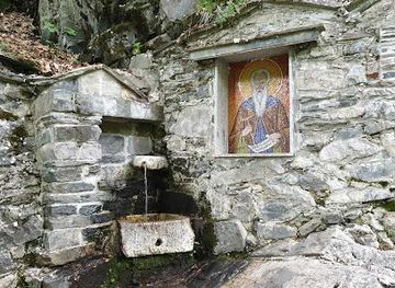 bulgaria/vitosha-mountain/attraction/the-cave-of-saint-john-of-rila