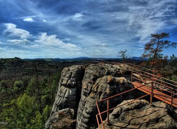 germany/saxon-switzerland-national-park/attraction/saunstejn-schauenstein-castle