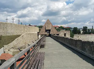 Fair bastion