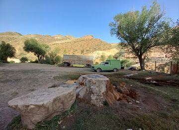 armenia/yeghegis-village/attraction/gravi-dza-mineral-fizzy-water-spring