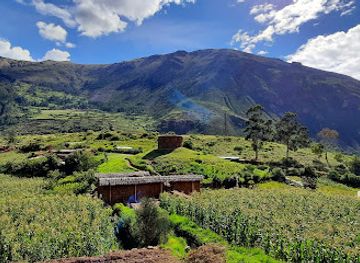 peru/lares-trek/attraction/centro-arqueologico-de-urco