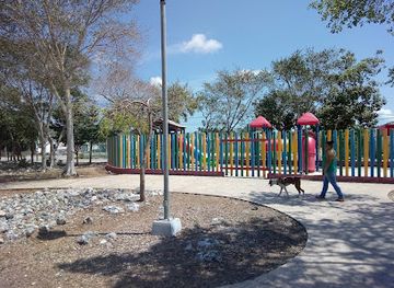 mexico/cancun/attraction/parque-de-las-palapas-2