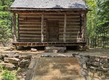 arkansas/arkansas-valley/attraction/woolly-hollow-state-park