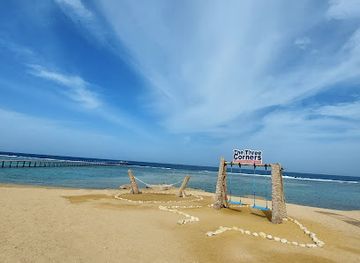 egypt/marsa-alam/attraction/pontile-happy-life-resort