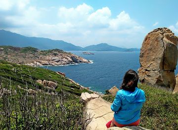 vietnam/central-highlands/attraction/little-island-lighthouse-island-binh-hung