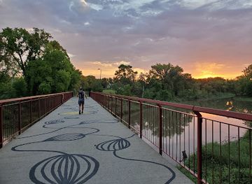 canada/winnipeg/attraction/lagimodiere-gaboury-park