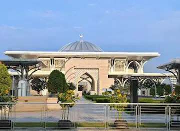 Tuanku Mizan Zainal Abidin Mosque