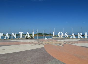 indonesia/southeast-sulawesi/attraction/losari-beach