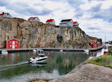 sweden/bohuslan/attraction/smogenbryggan