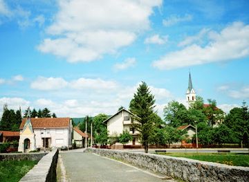 croatia/moslavina/attraction/marmont-s-bridge