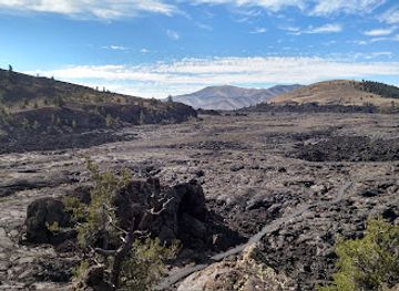 idaho/city-of-rocks-national-reserve/attraction/craters-of-the-moon-national-monument-preserve