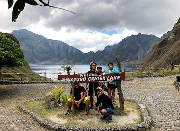 philippines/central-luzon/attraction/mount-pinatubo-tours