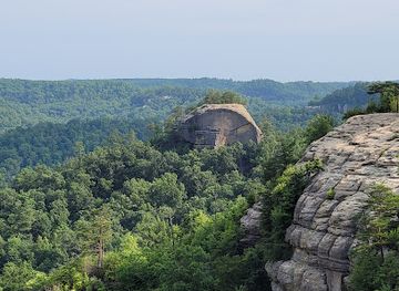 kentucky/natural-bridge-state-resort-park/attraction/auxier-ridge-trailhead