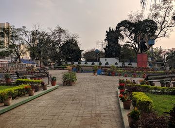 india/kolkata/esplanade/attraction/lenin-s-statue
