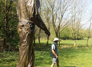 united-kingdom/nottinghamshire/attraction/dukes-wood-nature-reserve-and-oil-museum